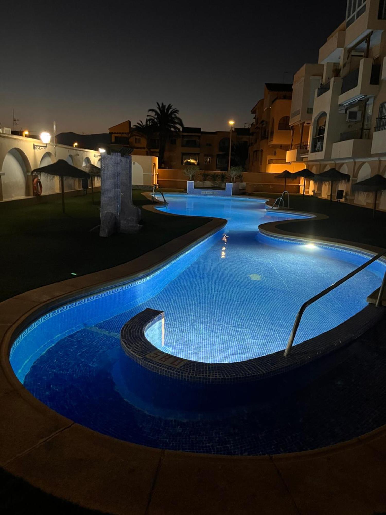 Bonito Apartamento Roquetas de Mar Exterior photo